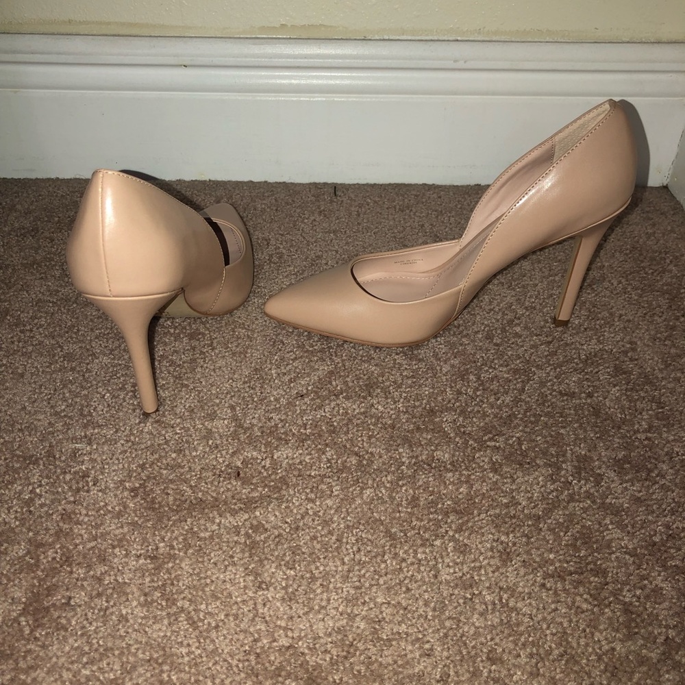 Charles David size 8 nude pump never worn - Picture 2 of 4